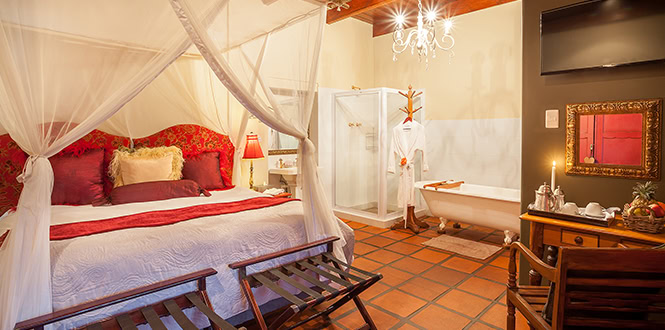 B&B standard room accommodation at DeZeekoe