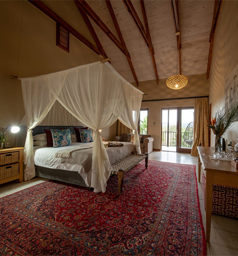deluxe-room-double-bed-2