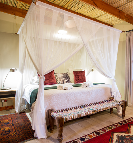stone-cottage-double-bed-2