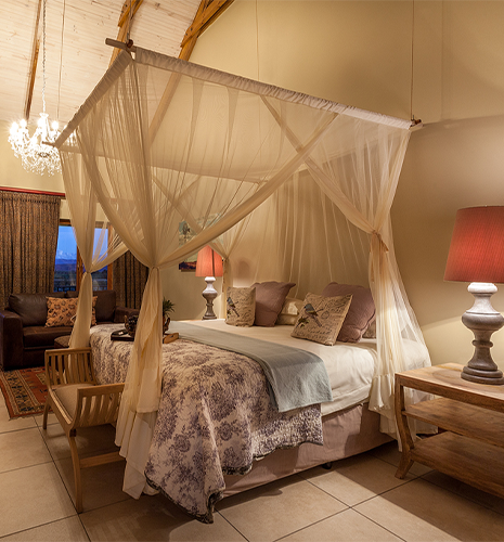 superior-honeymoon-room-double-bed-5